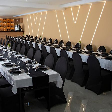 Sax-Win Hotel Пожега Екстериор снимка