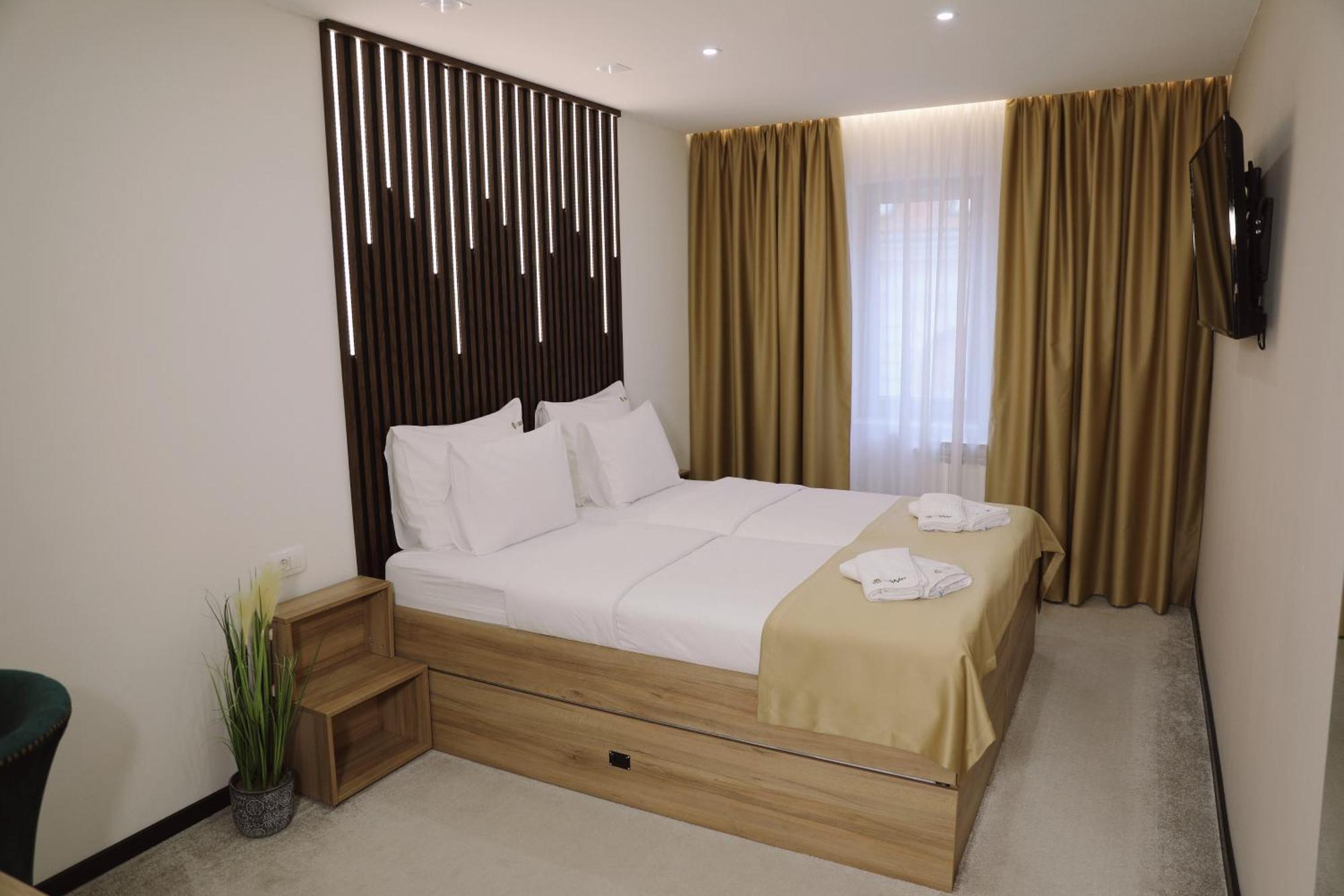 Sax-Win Hotel Пожега Екстериор снимка